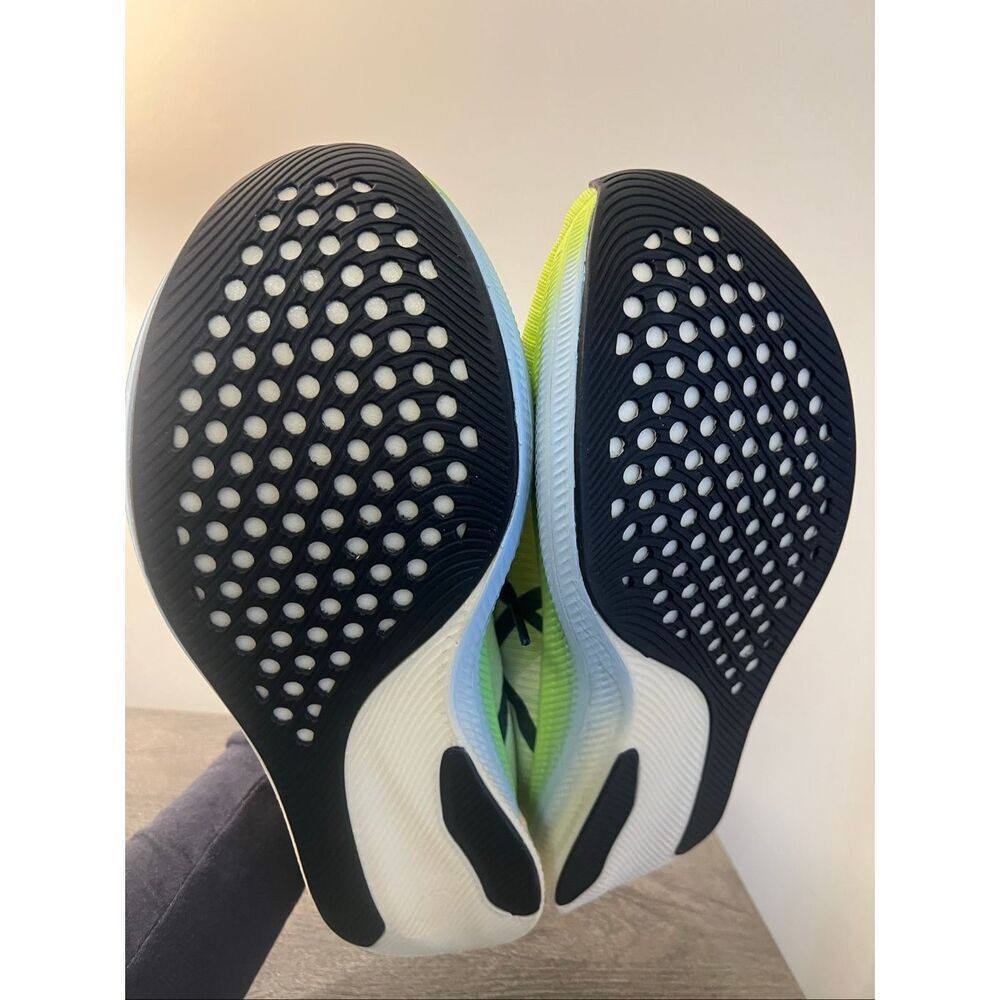 ASICS Metaspeed Sky “Hazard Green Sky” - Picture 10 of 12
